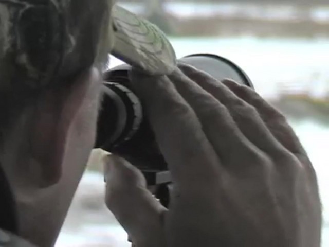 Minox&reg; 16 - 30x50 mm Spotter Matte Black - image 7 from the video