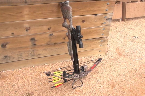 Arrow Precision™ Inferno Blitz™ Crossbow - image 1 from the video