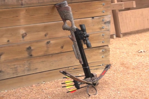 Arrow Precision™ Inferno Blitz™ Crossbow - image 10 from the video