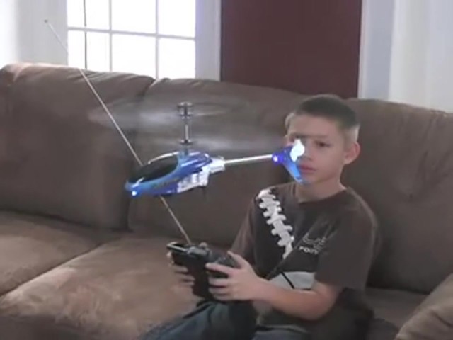 Radio-controlled Venom™ Ozone Elite Helicopter - image 3 from the video