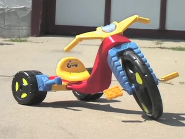 Big Wheel&reg; Spin - out Racer - image 10 from the video