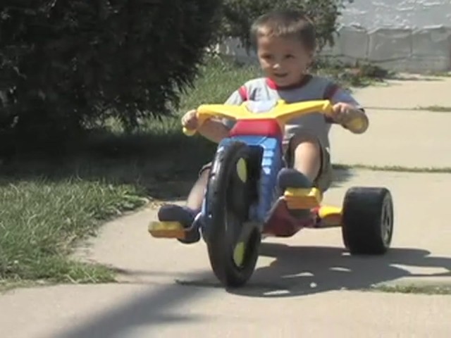 Big Wheel&reg; Spin - out Racer - image 8 from the video