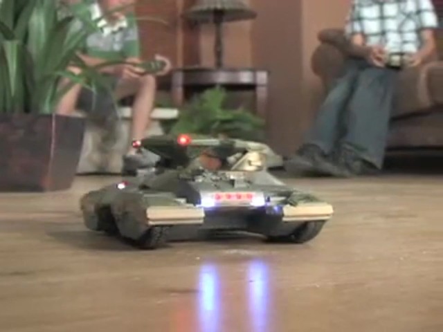 2 Halo® Radio - controlled Laser Battle Tanks - image 2 from the video