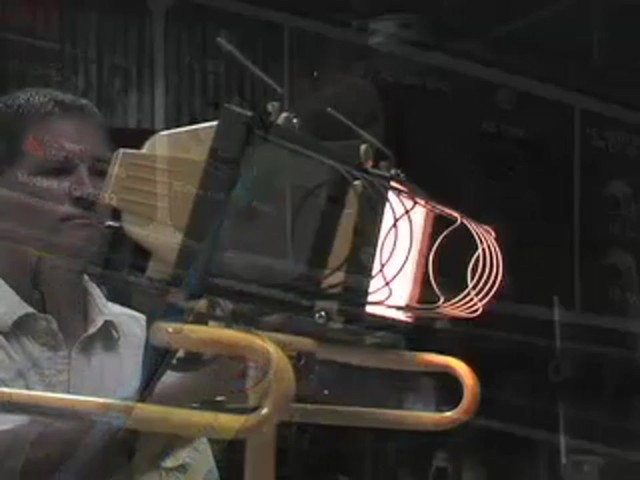  ETQ 4,000-watt Generator - image 4 from the video