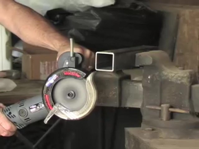 Twincut Technology&reg; Power Saw Plus&#153; - image 1 from the video