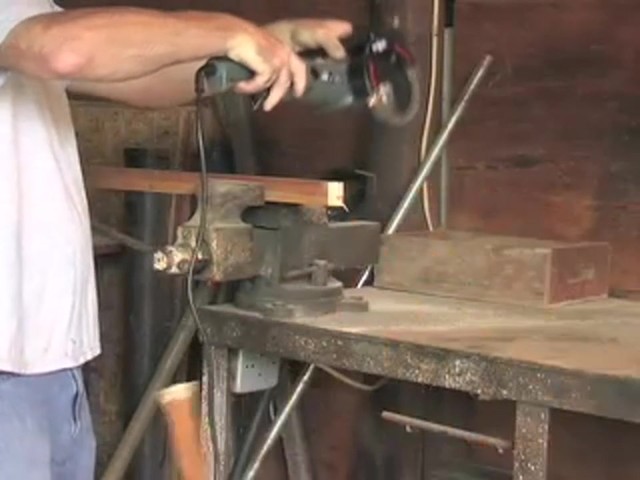 Twincut Technology&reg; Power Saw Plus&#153; - image 9 from the video
