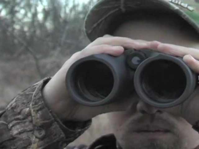 CARSON 3D 10X42 BINOCULAR      - image 7 from the video