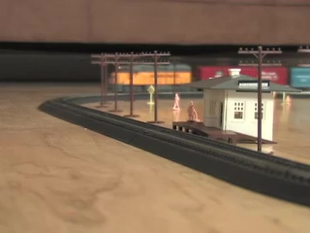 Bachmann&reg; Golden Spike 163 - Pc. Train Set - image 1 from the video