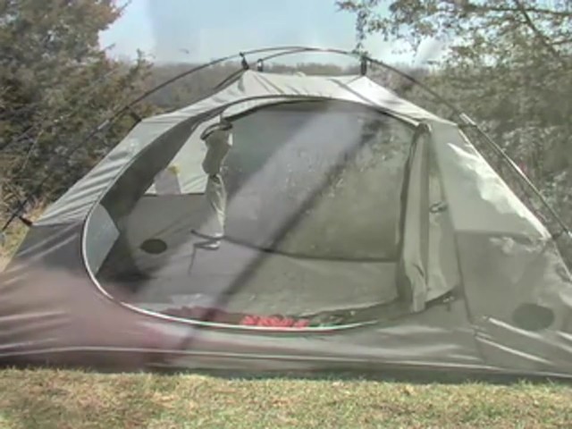 Famous Maker Hiker 2 Dome Tent - image 6 from the video