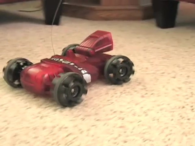 Wild Planet&reg; Spy Gear Radio - controlled Video Car - image 9 from the video