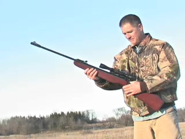Ruger&reg; Air Hawk .177 caliber Air Rifle Combo - image 10 from the video