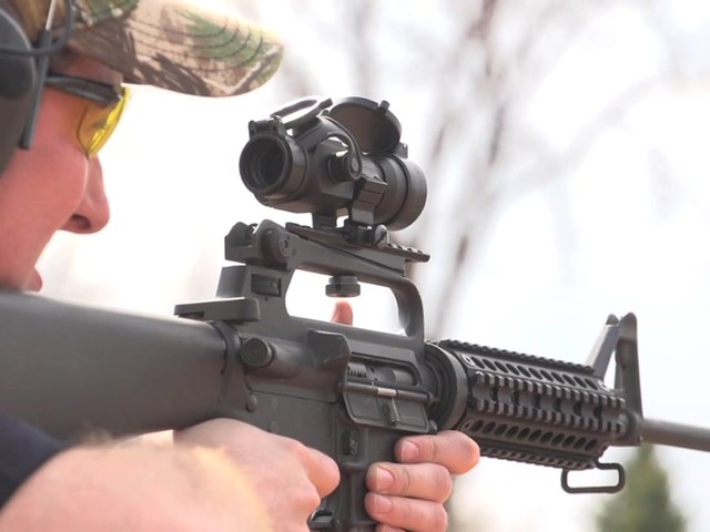 AIM Sports® 1.5x30 mm Red Dot Sight - image 2 from the video