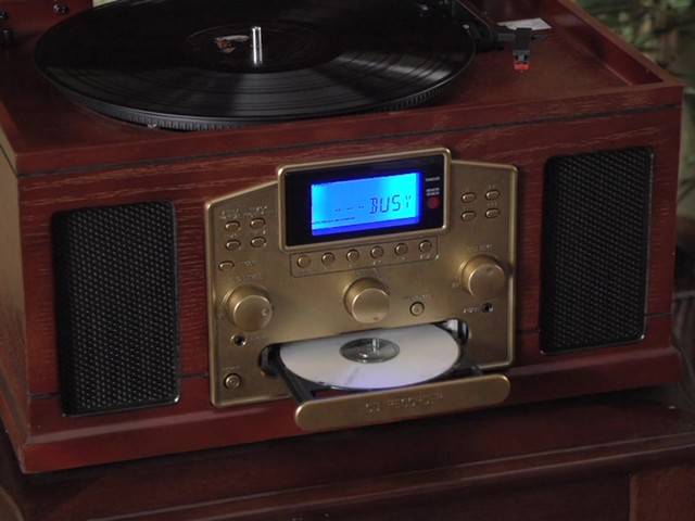 Encore Nostalgia 6-in-1 Stereo with CD Recorder - image 8 from the video