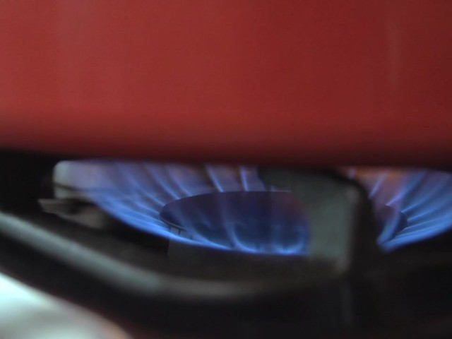 Buffalo Tools Kettle-style Stove-top Smoker - image 2 from the video