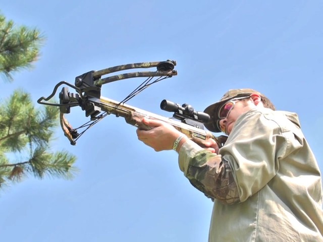 Ten Point Titan Xtreme Crossbow Kit - image 7 from the video