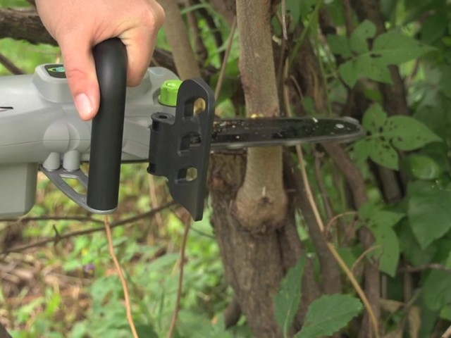 Earthwise 18V Cordless 2-in-1 Combo Chainsaw/Pole Saw - image 4 from the video