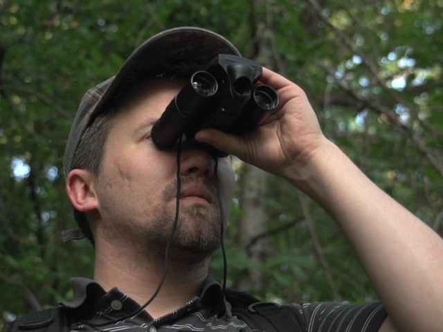  Vivitar® 12x25 mm Digital Camera Binoculars Kit - image 2 from the video