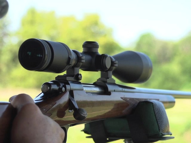 Pentax Gameseeker 5X 3-15x50mm Rifle Scope - image 1 from the video