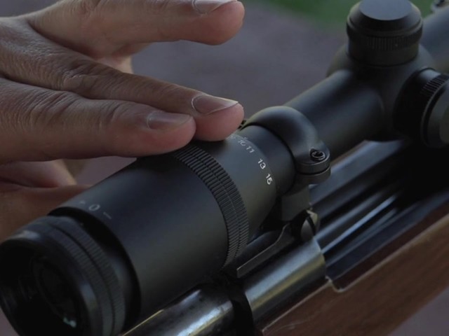 Pentax Gameseeker 5X 3-15x50mm Rifle Scope - image 4 from the video