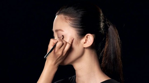 NARS Artistry Sessions : Fall 2012 Color Collection Eye Look - image 7 from the video