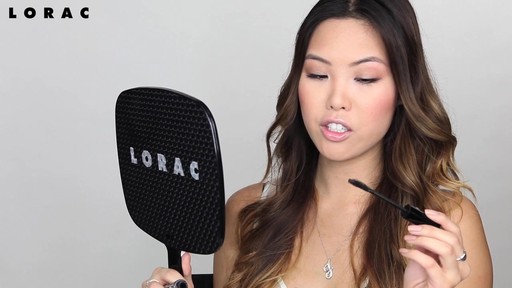 How To Apply LORAC Cobra Mascara - image 5 from the video