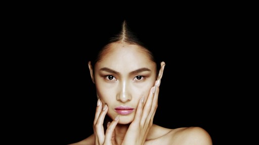 Jay Manuel Beauty: Iconic - image 1 from the video