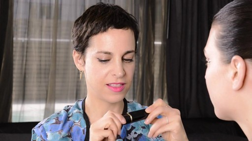 How to: Festival Eye Look - image 10 from the video