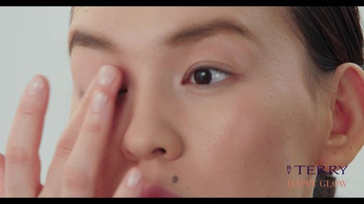 By Terry's Happy Glow Collection - image 1 from the video