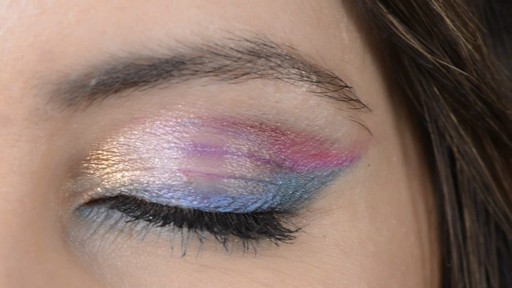 Daring Dark Lip and Eyes with Lilliana & Romy - image 3 from the video