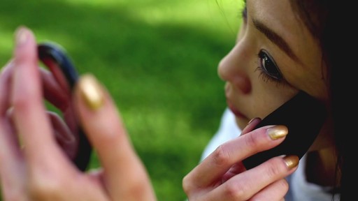 How to Use Ovo Beauty Sponge - image 4 from the video