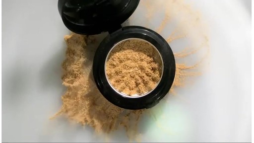 [Smashbox] 3 Be Legendary Lip Looks - image 3 from the video