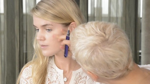 Contouring with Christy & Romy - image 6 from the video