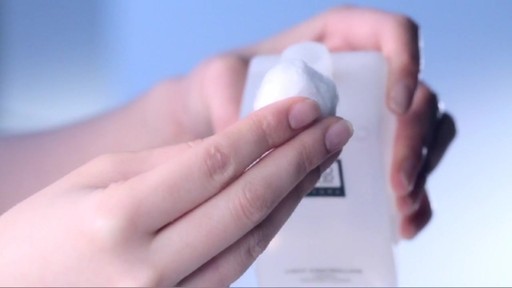 Erno Laszlo Ritual | Step 2: Tone - image 4 from the video