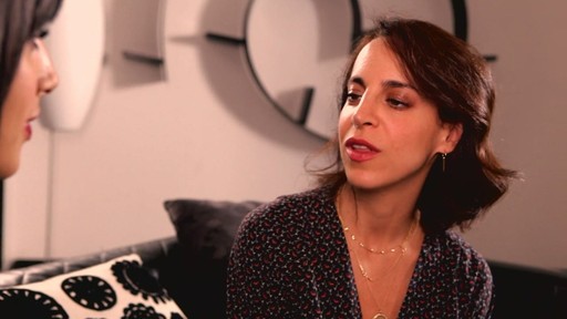 Romy's Tips: Cranberry Lips - image 8 from the video