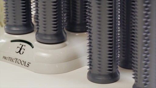 Calista Tools Hot Rollers - image 4 from the video