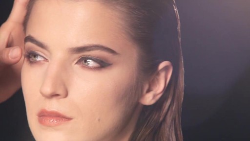 NARS Artistry Sessions : NARS Eyeliner Stylo Iconic Look - image 4 from the video