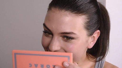 How To: Painterly Eye Runway Look - image 10 from the video