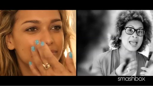 Get Flawless and Luminous Skin with Smashbox Liquid Halo Foundation - image 6 from the video