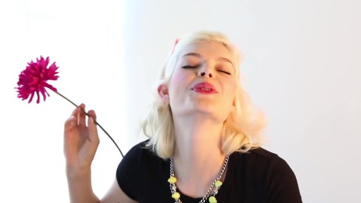 Sarah Potempa Salon Blowout at Home - image 10 from the video
