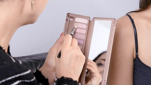 How to: New Nudes - image 3 from the video