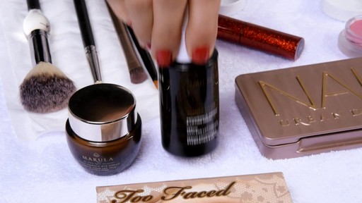 How to: New Nudes - image 5 from the video
