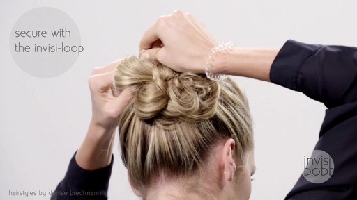 Invisibobble Nightlook: Braidelicious - image 6 from the video