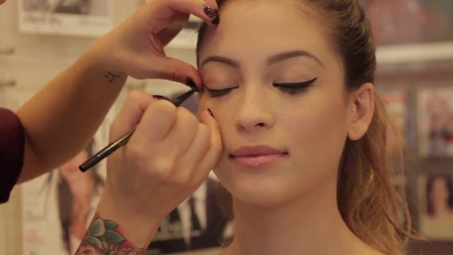 Anastasia Beverly Hills: Bold Cat Eye Look Tutorial - image 7 from the video