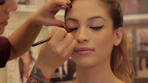 Anastasia Beverly Hills: Bold Cat Eye Look Tutorial - image 8 from the video