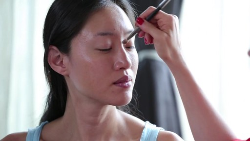 Romy's Foundation Tips: Oily Skin - image 3 from the video