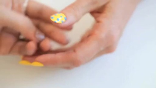 butter LONDON: 3D Pop Art Summer Nail Tutorial - image 7 from the video