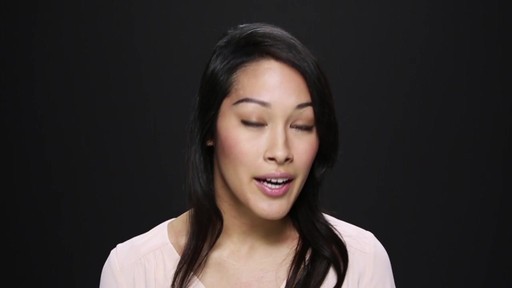 Toppik Hair Building Fibers for Medium Brown Hair - image 4 from the video