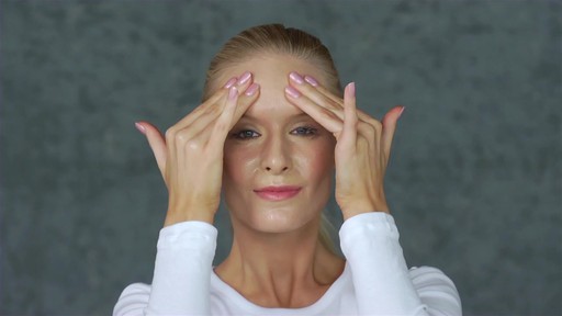 Eve Lom Special Cleanser Facial - image 5 from the video