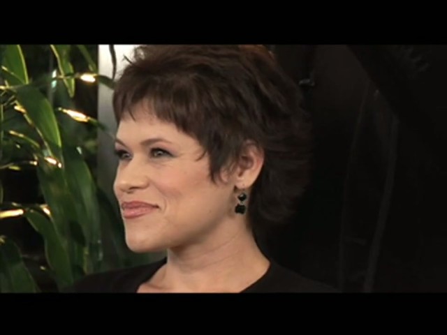 Nick Chavez Beverly Hills Flocker: Universal Styling for Texture, Lift, and Volume - image 5 from the video