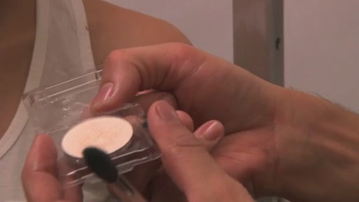 Makeup Backstage at Alice and Olivia (Spring 2012) - image 8 from the video